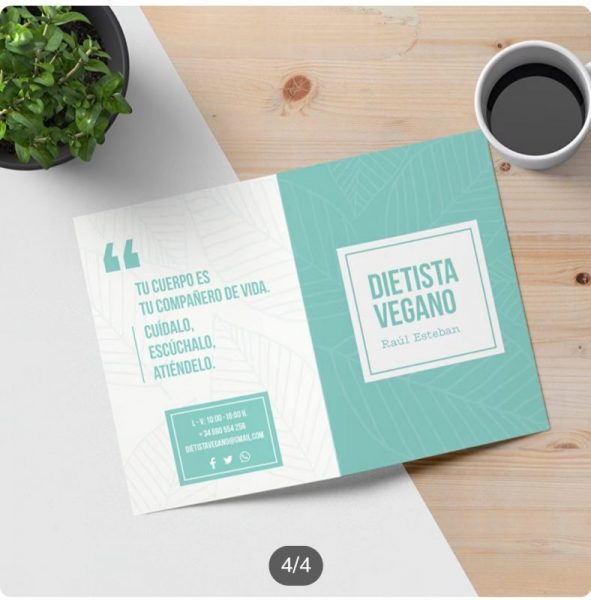 Impresión de folletos doblados dípticos y trípticos