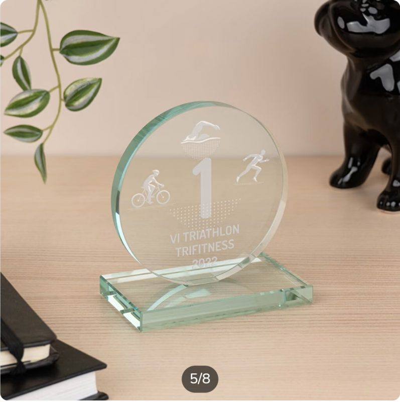 Trofeo personalizado - Imagen 4