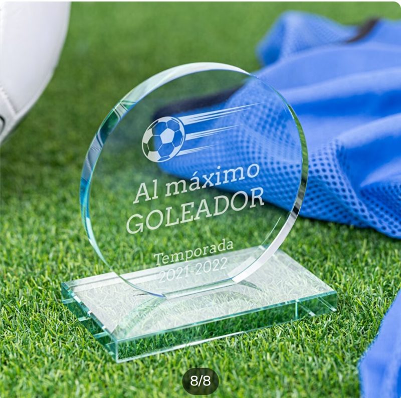 Trofeo personalizado - Imagen 11