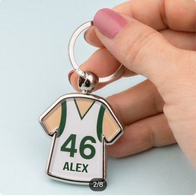 Llavero metálico personalizado camiseta