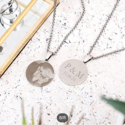 Colgante redondo grabado