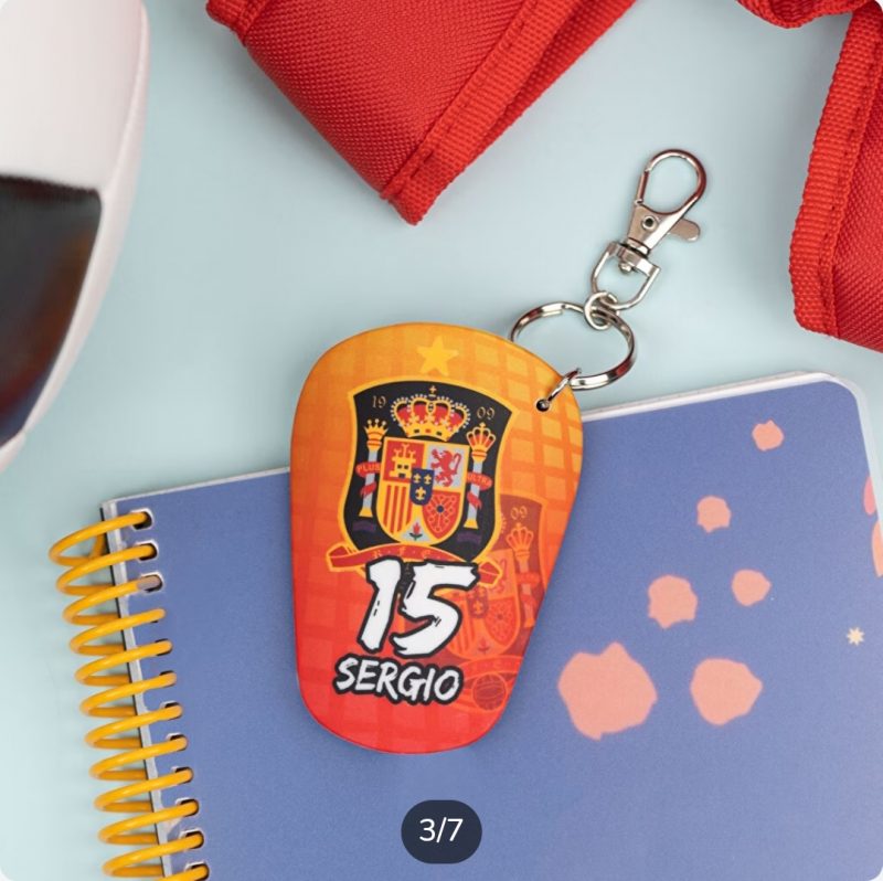 Llavero espinillera personalizado - Imagen 3